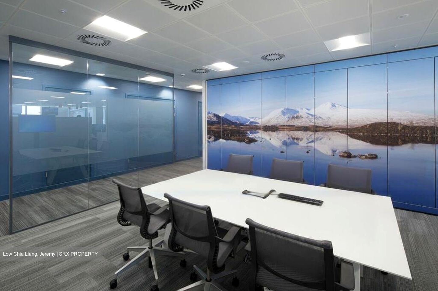 Capital Square (D1), Office #459655581